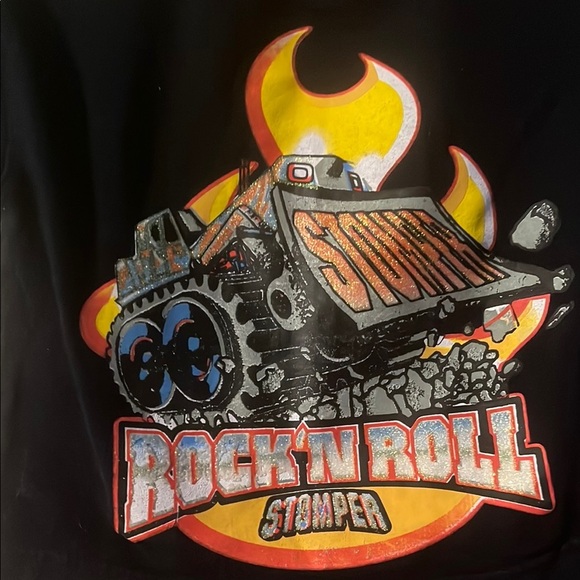 Black Rock n Roll Stomper T-Shirt - Picture 4 of 5